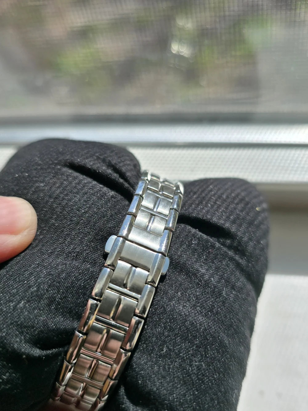 Citizen Eco-Drive Womens Black Dial With Diamond Accents